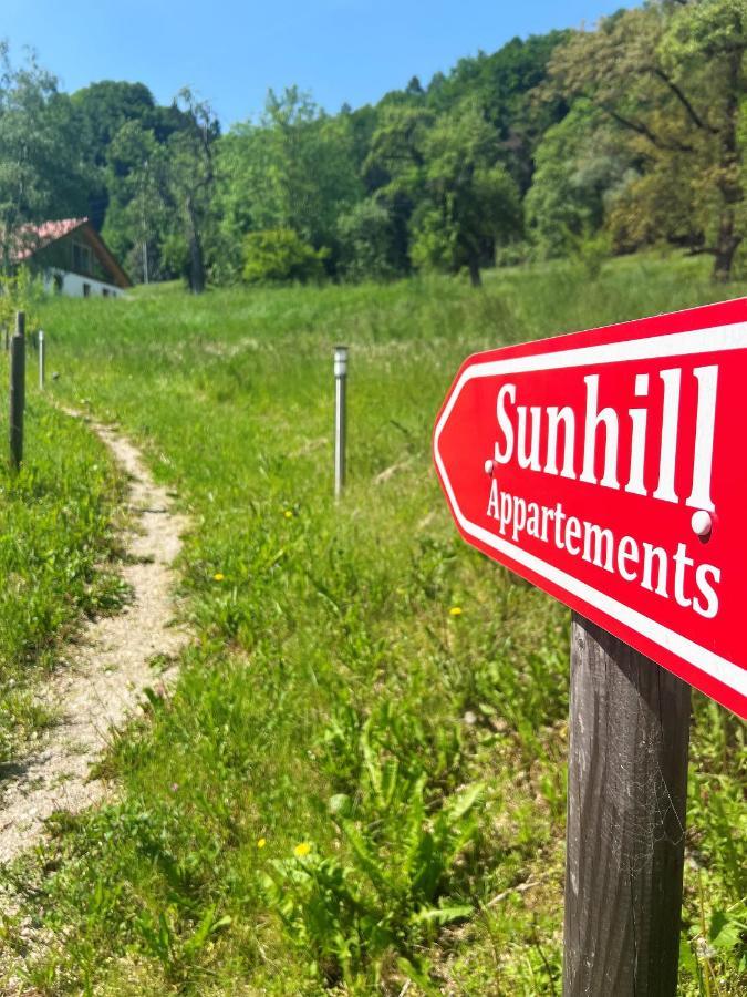 Sunhill Appartments, Klimatisiert Winhoring ภายนอก รูปภาพ